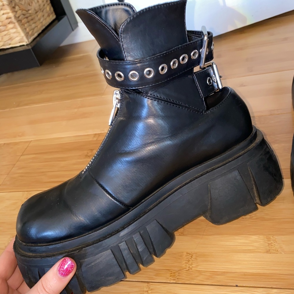 Current Mood Chunky Platforms